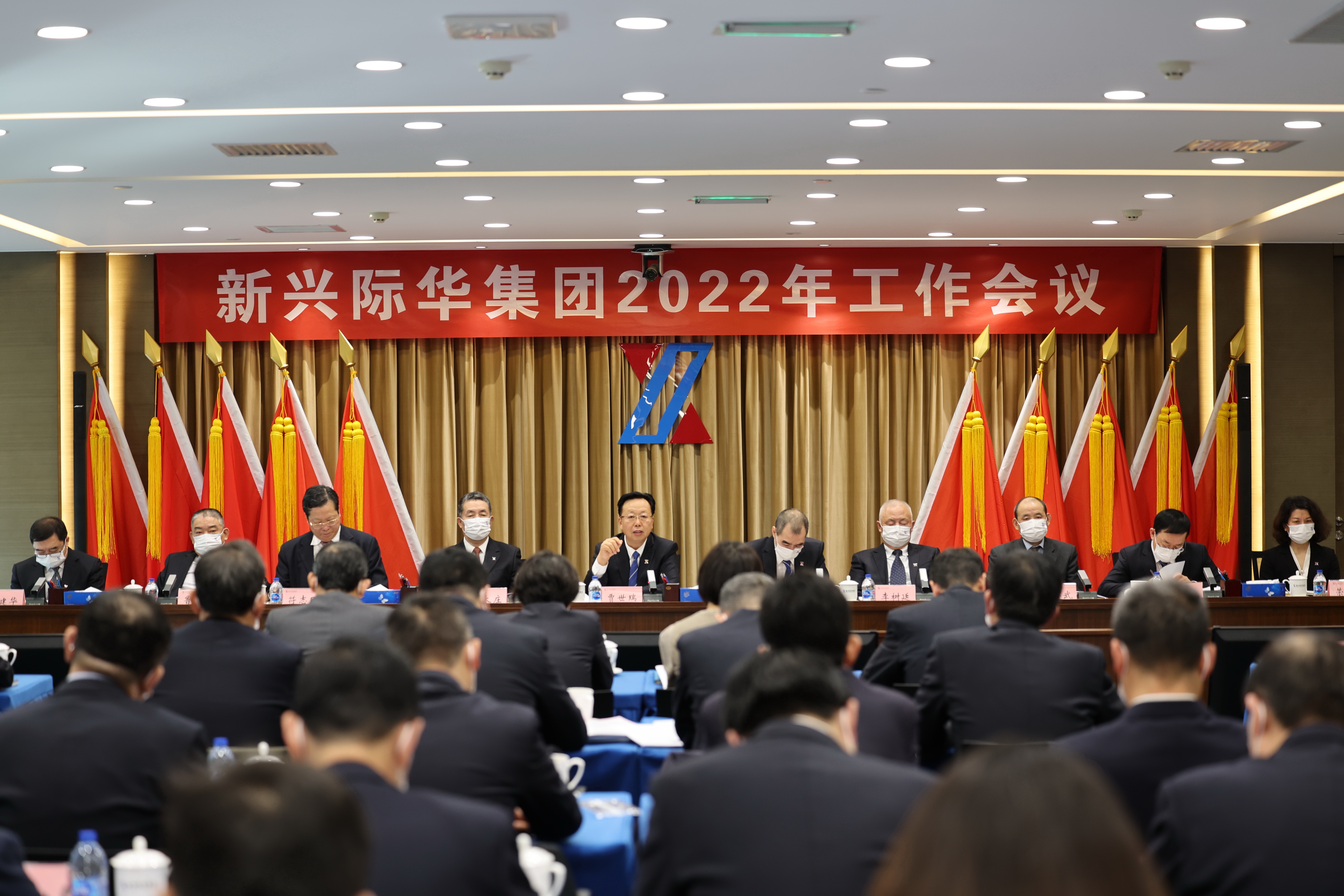 集团1.jpg